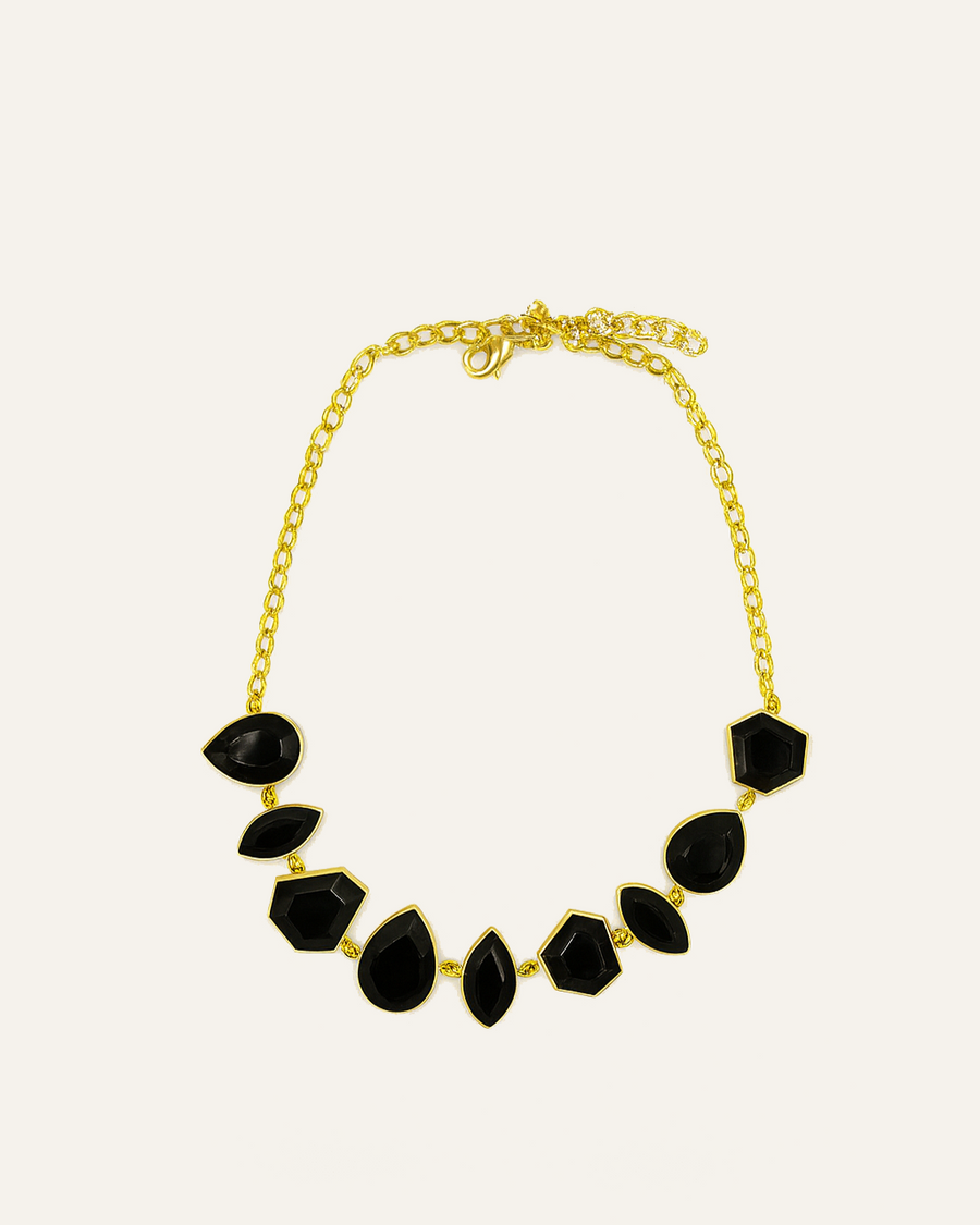Collar Nahara Dorado Ónix Negro
