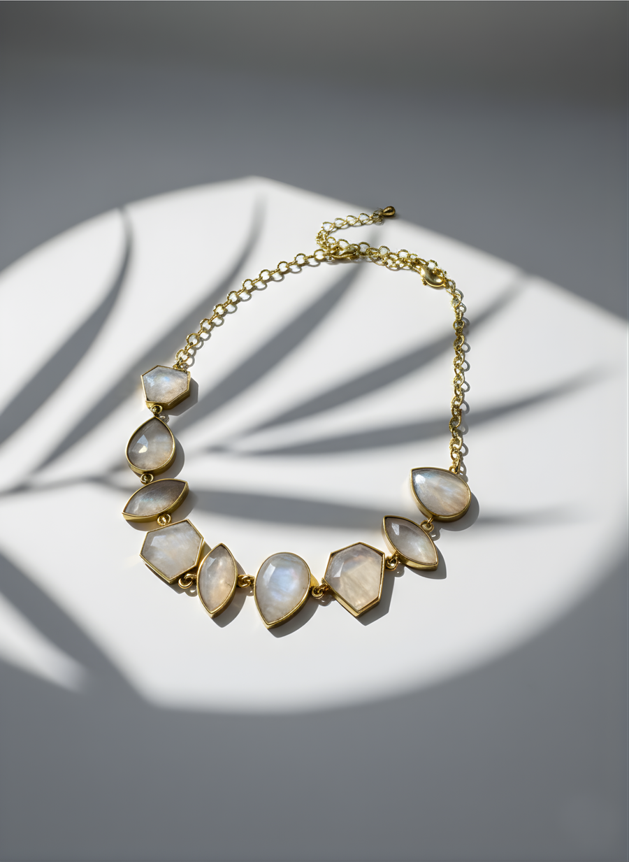 Collar Nahara Dorado Madre Perla